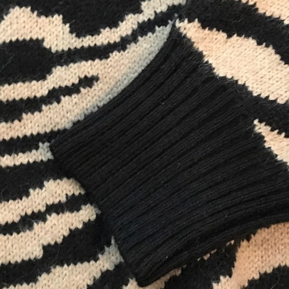 sanctuary brand sweater new with tags - Picture 3 of 8